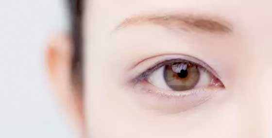 ヒアルロン酸注入・注射による目元治療